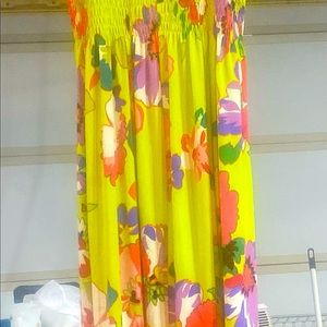 Bright floral long summer dress. Size 8 but can fit 12 too.